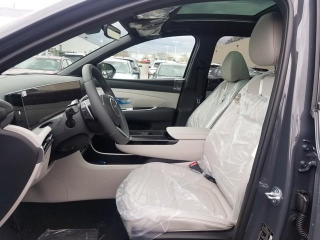 new 2025 Hyundai Tucson car, priced at $40,690