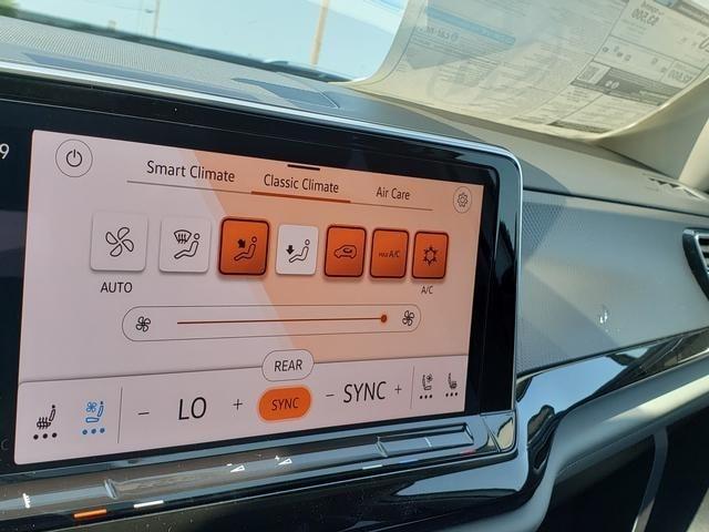new 2025 Volkswagen Atlas car, priced at $47,308