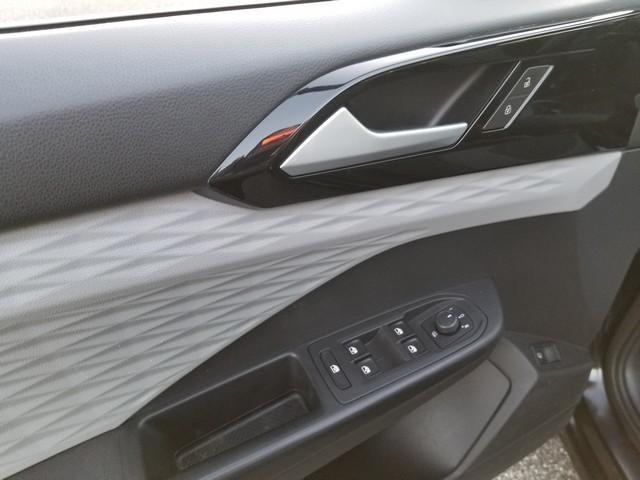used 2022 Volkswagen Taos car, priced at $19,900