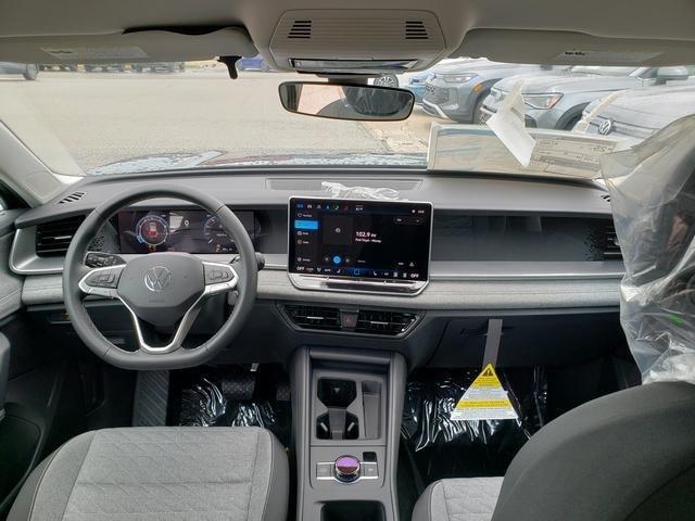 new 2025 Volkswagen Tiguan car, priced at $32,944