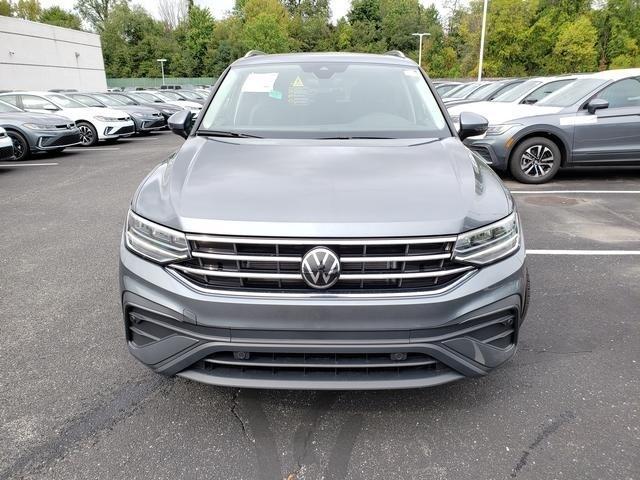 new 2024 Volkswagen Tiguan car, priced at $35,102