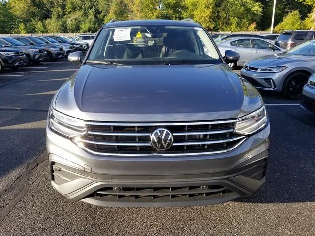 new 2024 Volkswagen Tiguan car, priced at $35,275