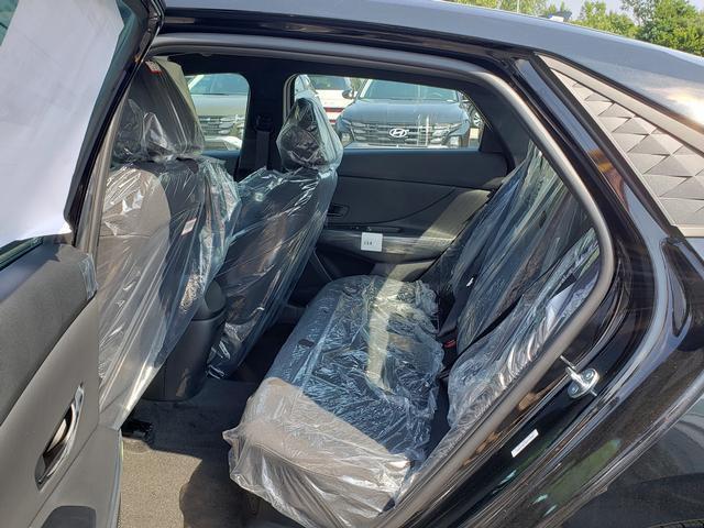 new 2025 Hyundai ELANTRA HEV car, priced at $28,675