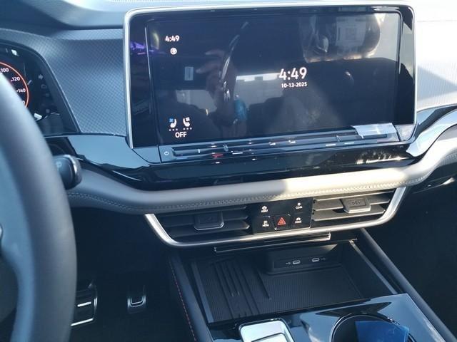 new 2026 Volkswagen Atlas car, priced at $51,073