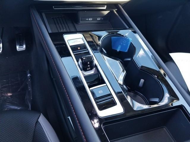 new 2026 Volkswagen Atlas car, priced at $51,073