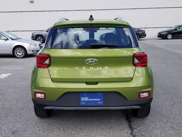 used 2022 Hyundai Venue car, priced at $19,400