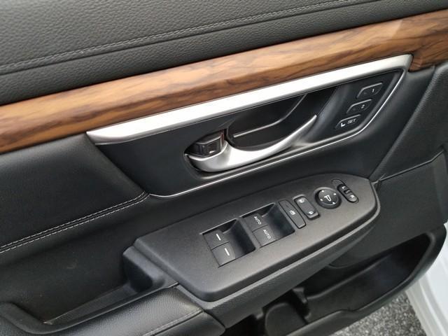 used 2021 Honda CR-V car, priced at $26,000