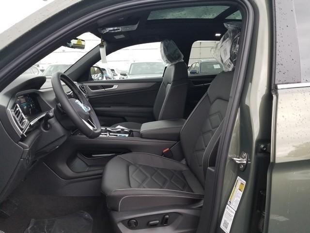 new 2026 Volkswagen Atlas Cross Sport car, priced at $48,642