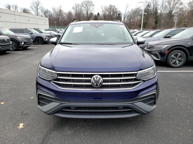 new 2024 Volkswagen Tiguan car, priced at $32,008