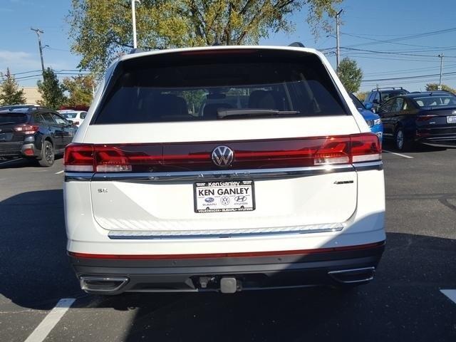 new 2024 Volkswagen Atlas car, priced at $44,216