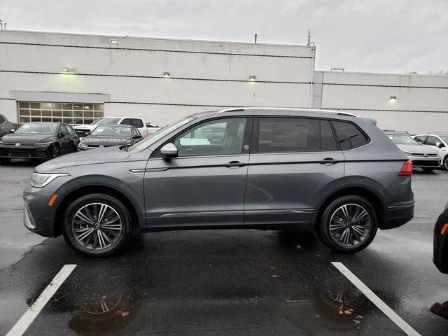 new 2024 Volkswagen Tiguan car, priced at $33,040