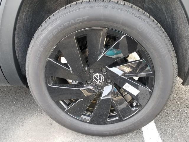 new 2025 Volkswagen Atlas car, priced at $45,295