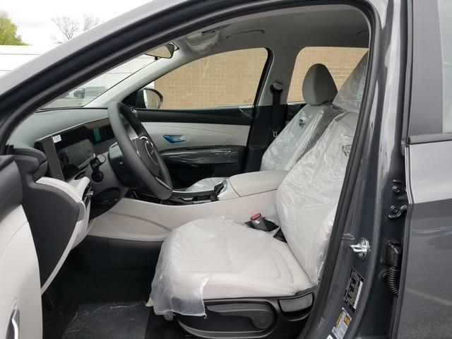 new 2025 Hyundai Tucson car, priced at $29,905