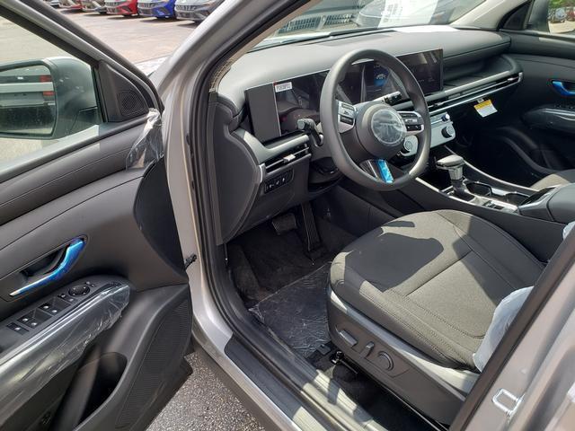 new 2025 Hyundai Tucson car, priced at $33,417
