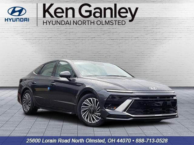 new 2025 Hyundai Sonata Hybrid car, priced at $38,027