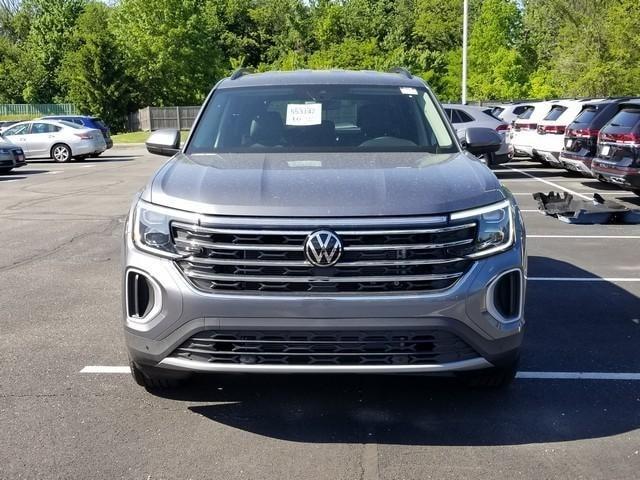 new 2025 Volkswagen Atlas car, priced at $45,295