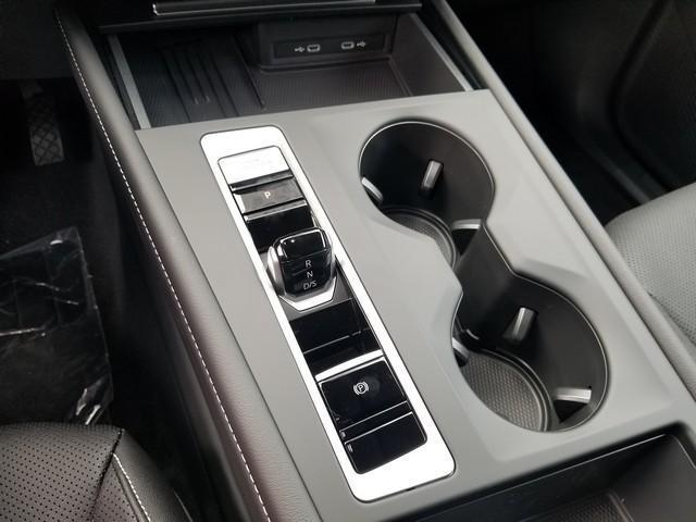 new 2026 Volkswagen Atlas car, priced at $41,429