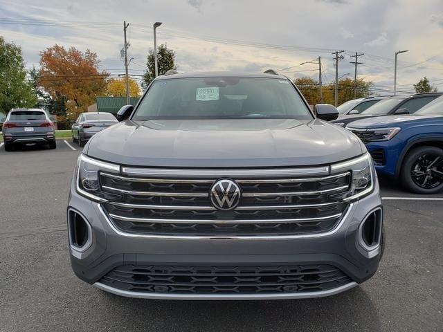 new 2025 Volkswagen Atlas car, priced at $47,590