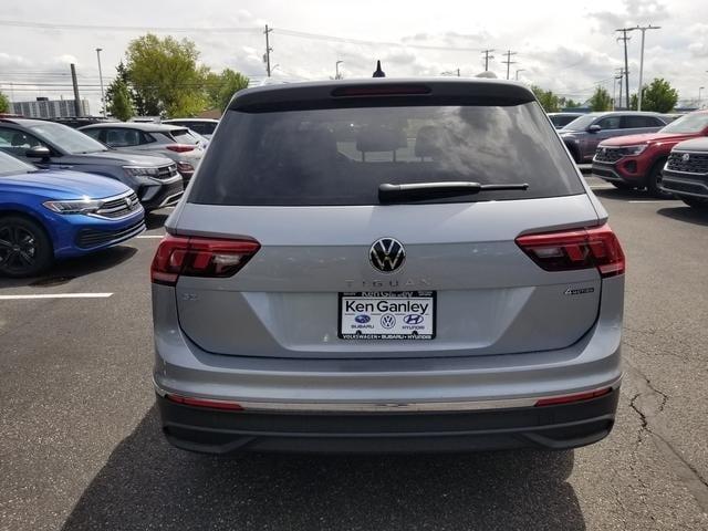 new 2024 Volkswagen Tiguan car, priced at $35,536