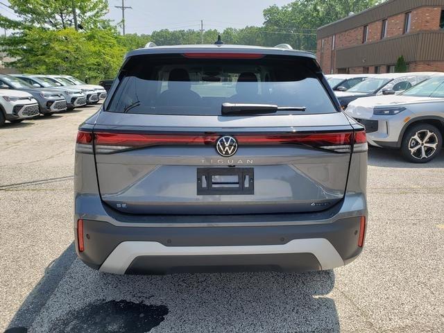 new 2025 Volkswagen Tiguan car, priced at $34,656