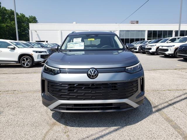 new 2025 Volkswagen Tiguan car, priced at $34,656