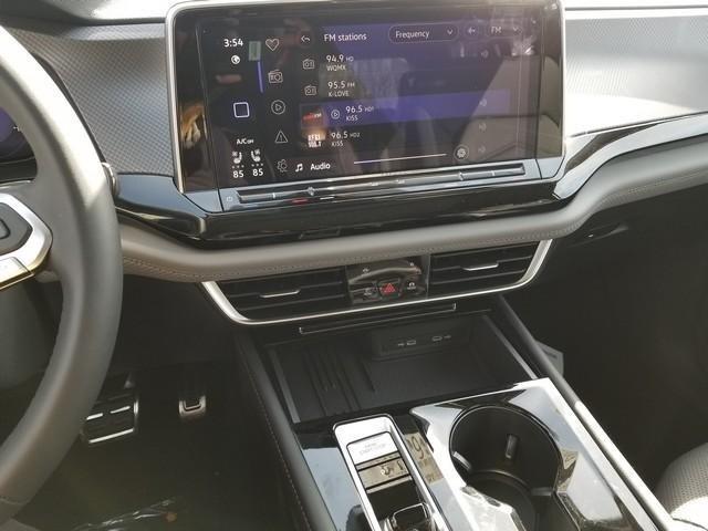 new 2025 Volkswagen Atlas car