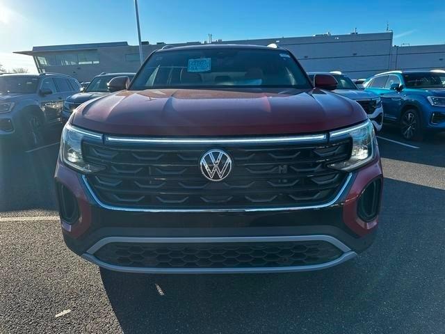 new 2024 Volkswagen Atlas Cross Sport car, priced at $42,178