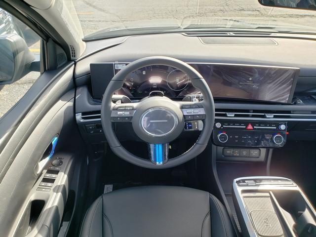 new 2025 Hyundai TUCSON Hybrid car, priced at $36,935