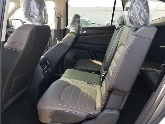 new 2025 Volkswagen Atlas car, priced at $49,301