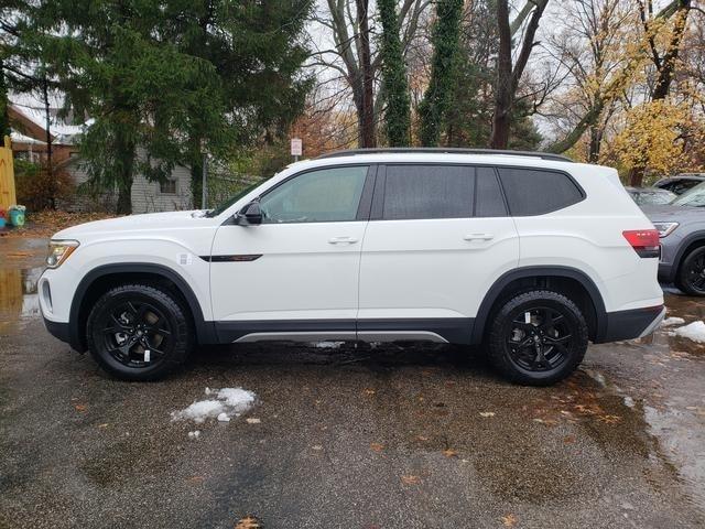 new 2025 Volkswagen Atlas car, priced at $47,163