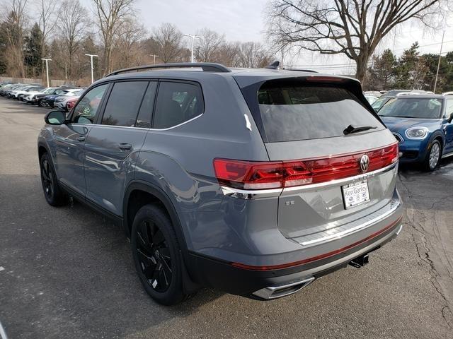 new 2025 Volkswagen Atlas car