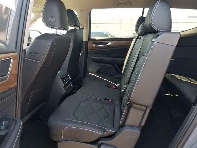 new 2025 Volkswagen Atlas car, priced at $44,783
