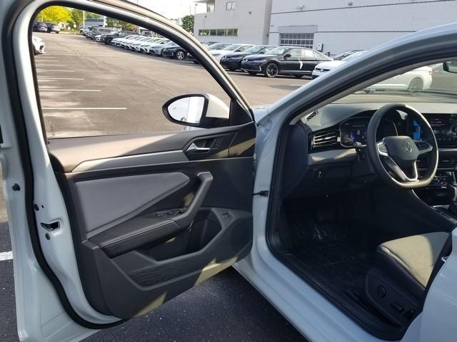 new 2025 Volkswagen Jetta car, priced at $27,690