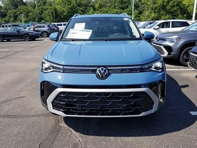 new 2025 Volkswagen Taos car, priced at $35,968