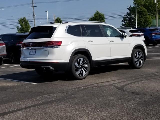 new 2025 Volkswagen Atlas car, priced at $49,738