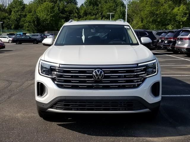 new 2025 Volkswagen Atlas car, priced at $49,738