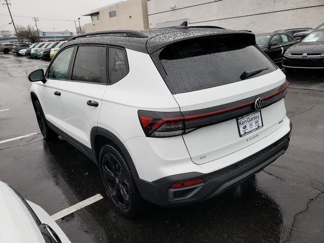 new 2025 Volkswagen Taos car, priced at $31,471