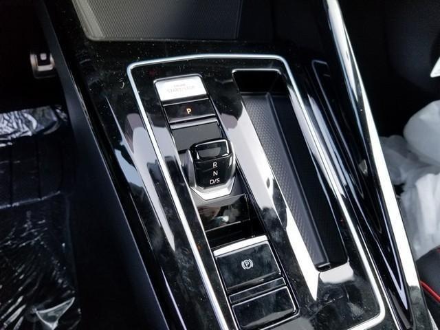 new 2025 Volkswagen Golf GTI car, priced at $38,125