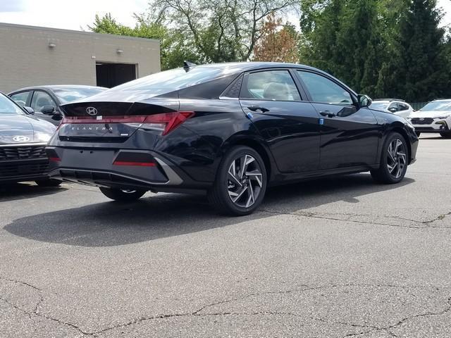 new 2025 Hyundai ELANTRA HEV car, priced at $30,934