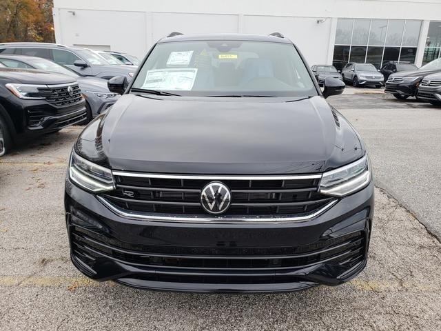 new 2024 Volkswagen Tiguan car, priced at $37,632