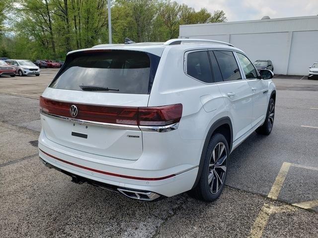 new 2025 Volkswagen Atlas car, priced at $54,577