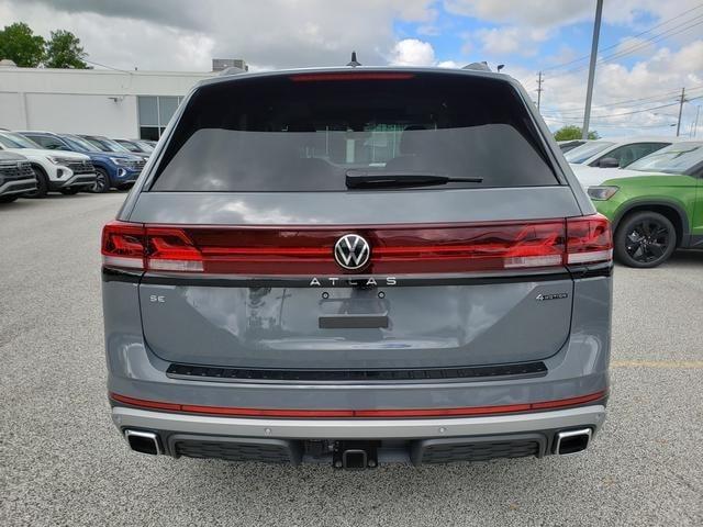new 2025 Volkswagen Atlas car, priced at $48,978