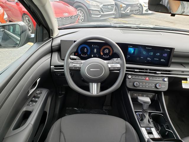 new 2025 Hyundai Tucson car, priced at $28,502