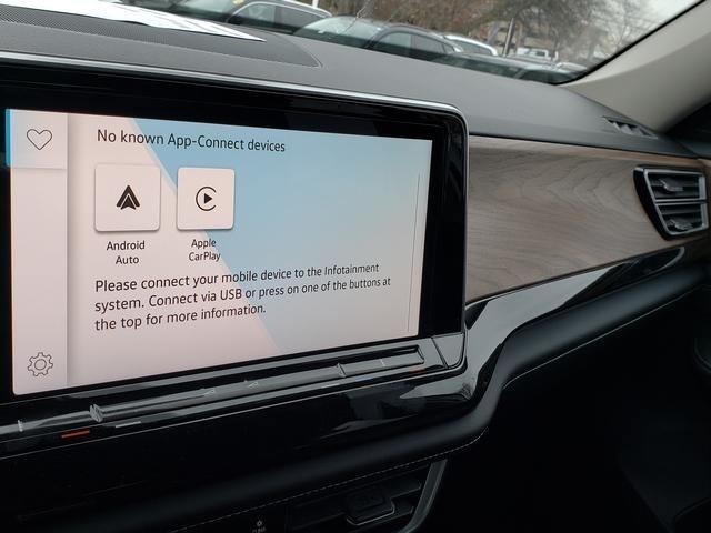 new 2026 Volkswagen Atlas car, priced at $40,473