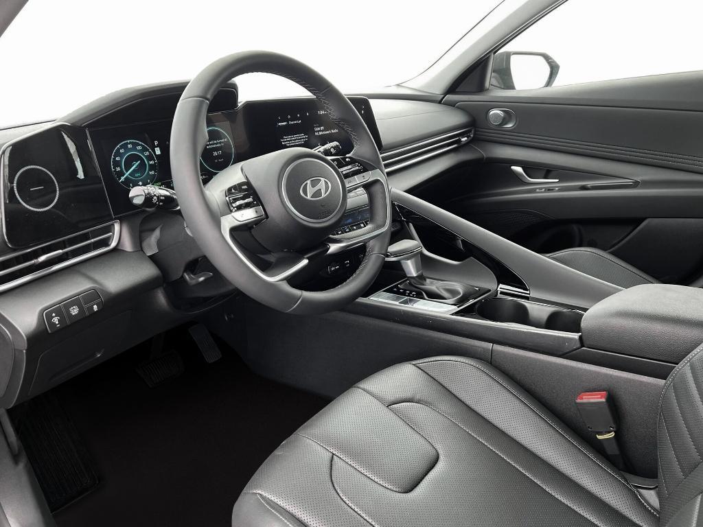 new 2025 Hyundai ELANTRA HEV car, priced at $30,975