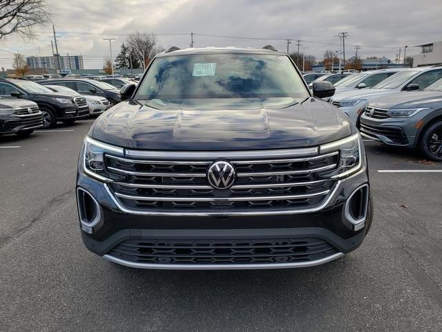 new 2025 Volkswagen Atlas car, priced at $45,295