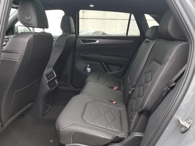 new 2025 Volkswagen Atlas Cross Sport car, priced at $48,036