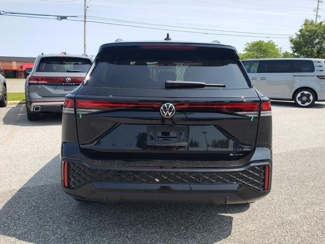 new 2025 Volkswagen Tiguan car, priced at $37,850
