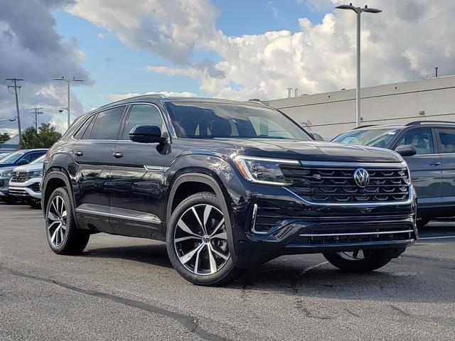 new 2026 Volkswagen Atlas Cross Sport car, priced at $55,627