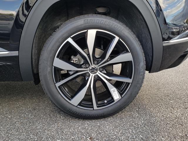 new 2026 Volkswagen Atlas Cross Sport car, priced at $55,627